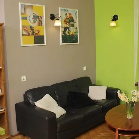 Hostel Intro