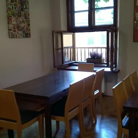 Hostel Intro